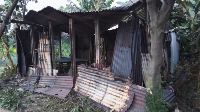 বক্তাবলীতে মেসির ঘরে আগুন নেভাতে ৩ যুবকের বাধা