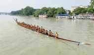 রূপগঞ্জে ১৫ বছর পর শীতলক্ষ্যায় নৌকা বাইচ