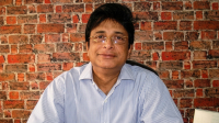 বৃত্তের বাইরে রফিউর রাব্বি